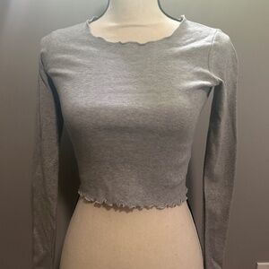 grey cropped long sleeve